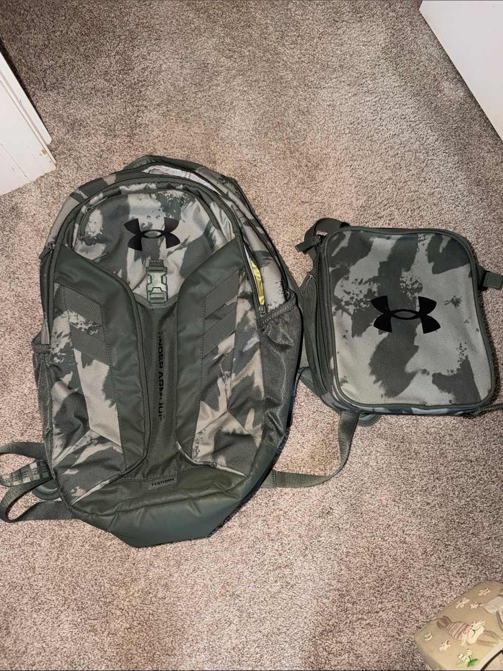 Under Armour Hustle Pro Green Camo Backpack and Lunch Bag Set